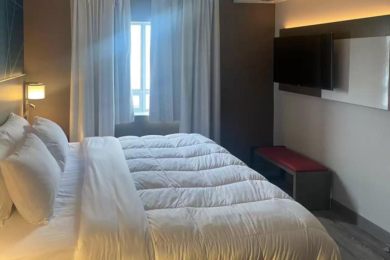 Comfort Suites Лондон Экстерьер фото
