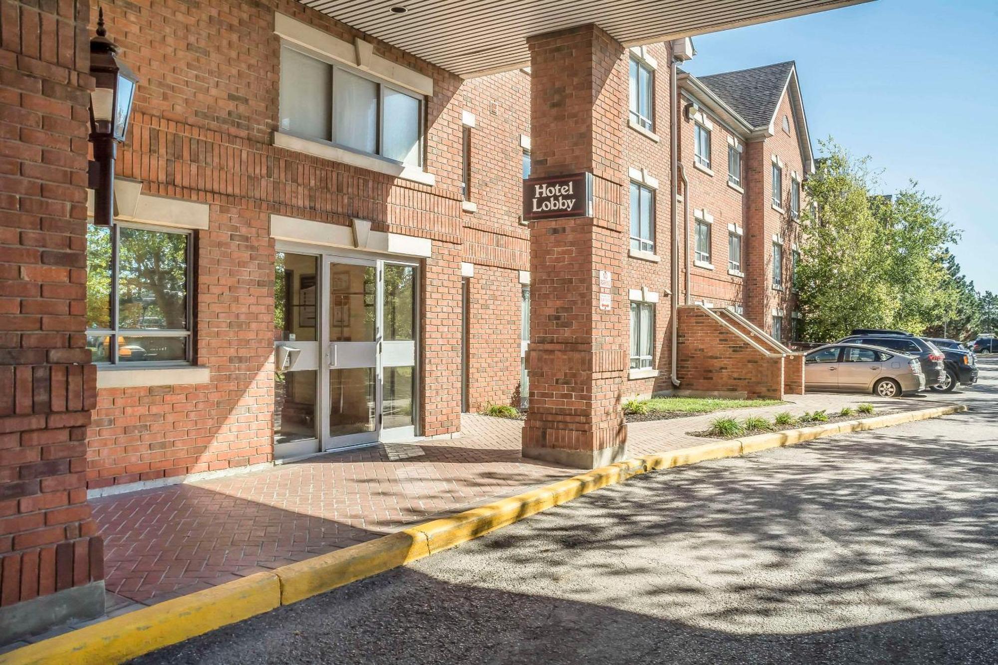Comfort Suites Лондон Экстерьер фото